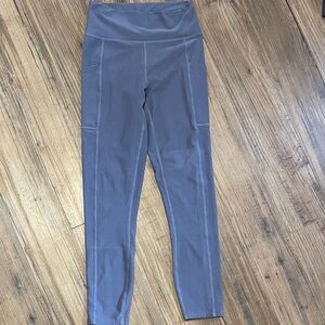 Abercrombie & Fitch dusty Navy Leggings size XS with pockets! So cute’